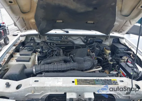 2006 Ford Ranger Sport/Stx/Xl/Xlt from USA, damaged, VIN 1FTYR10UX6PA88069